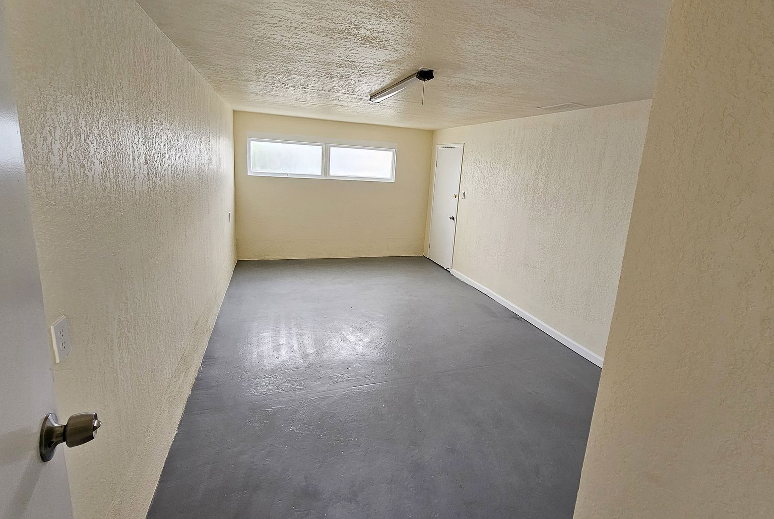 320 Skyline Dr photo 5