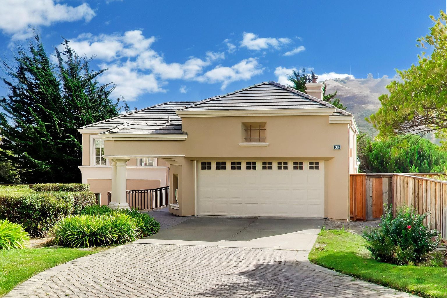 35 Baypark Cir