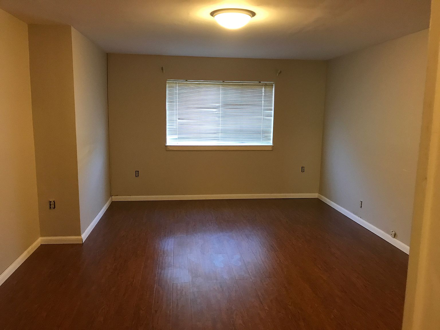 Houses on Maywood Avenue · Daly City photo 5