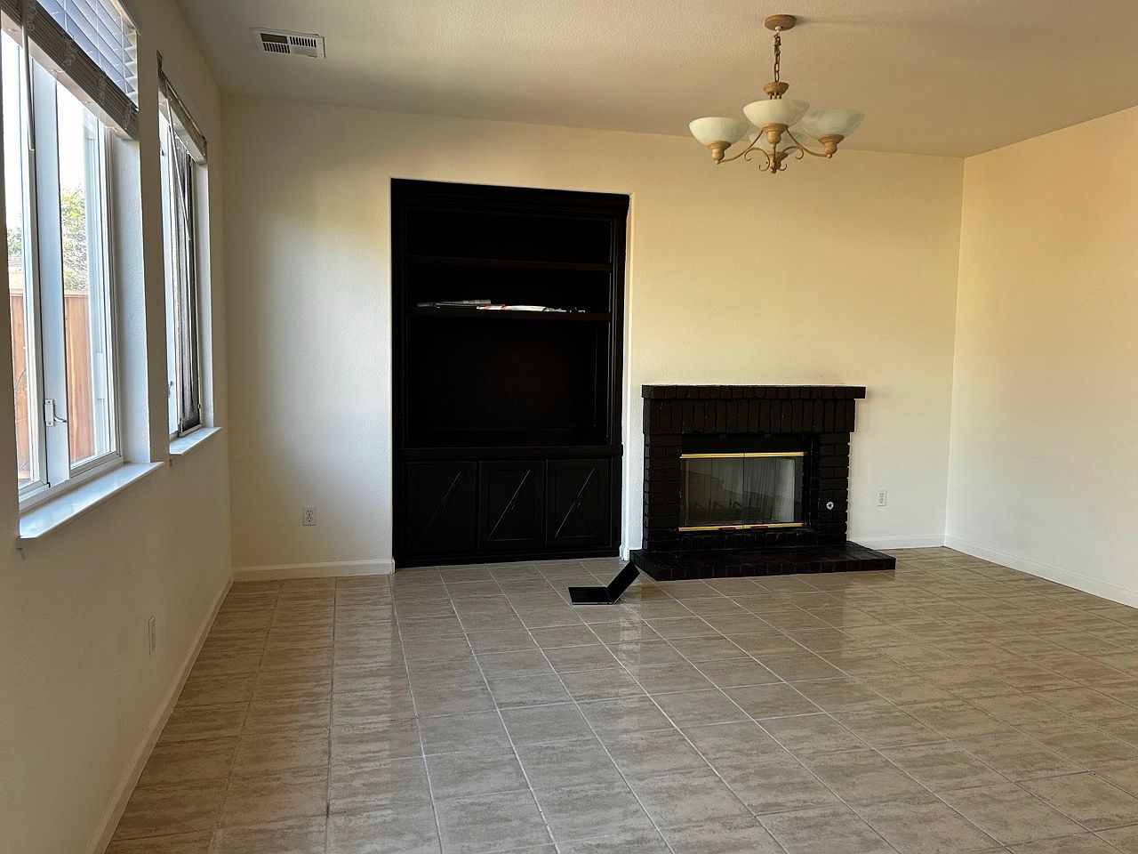 27 Amaryllis Ct photo 5