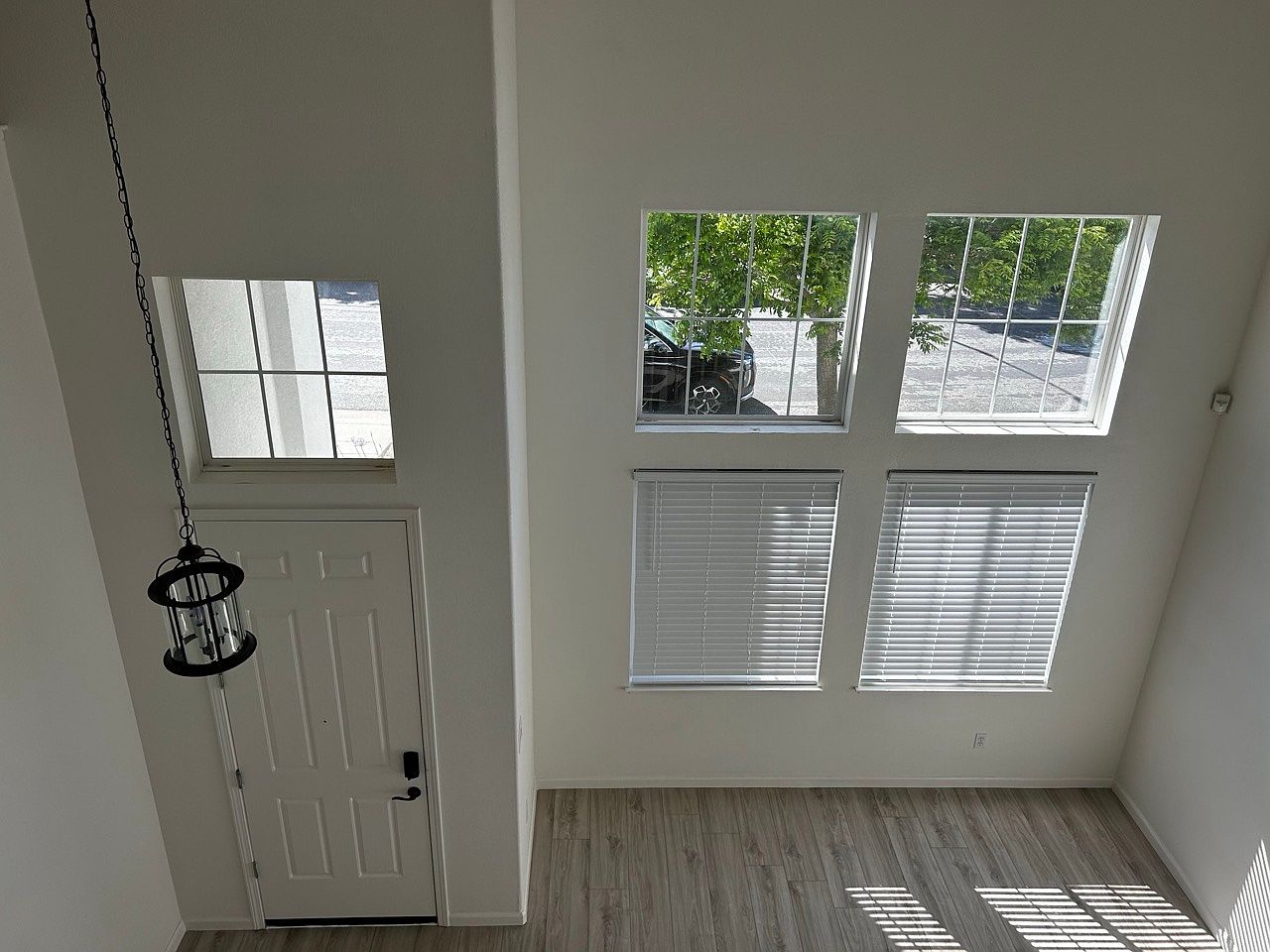 27 Amaryllis Ct photo 2