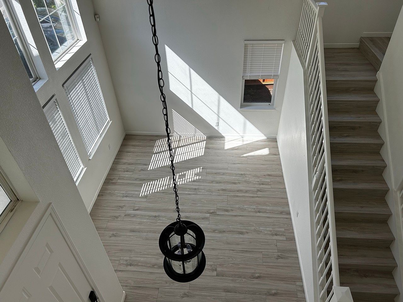 27 Amaryllis Ct photo 3