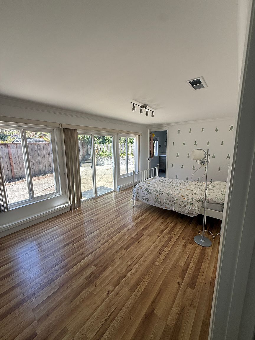 201 Amador Ave photo 5