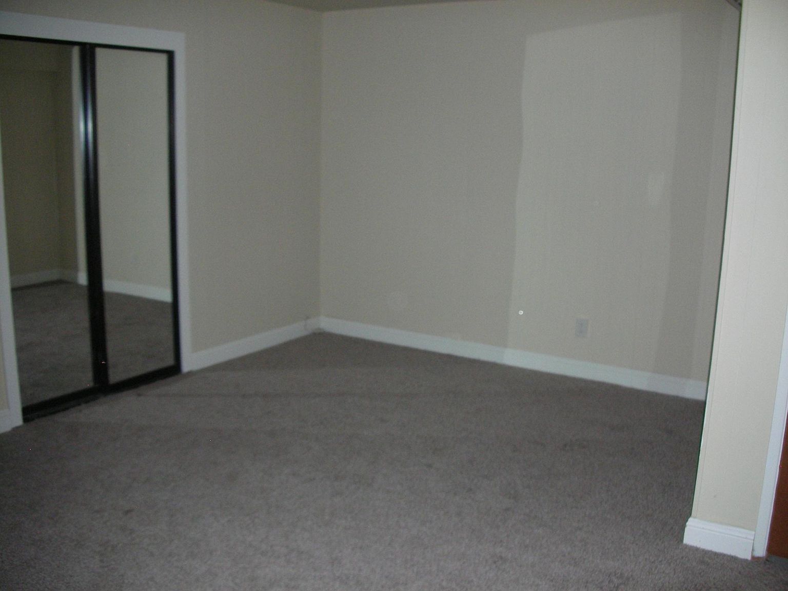 135 Lake Dr photo 5
