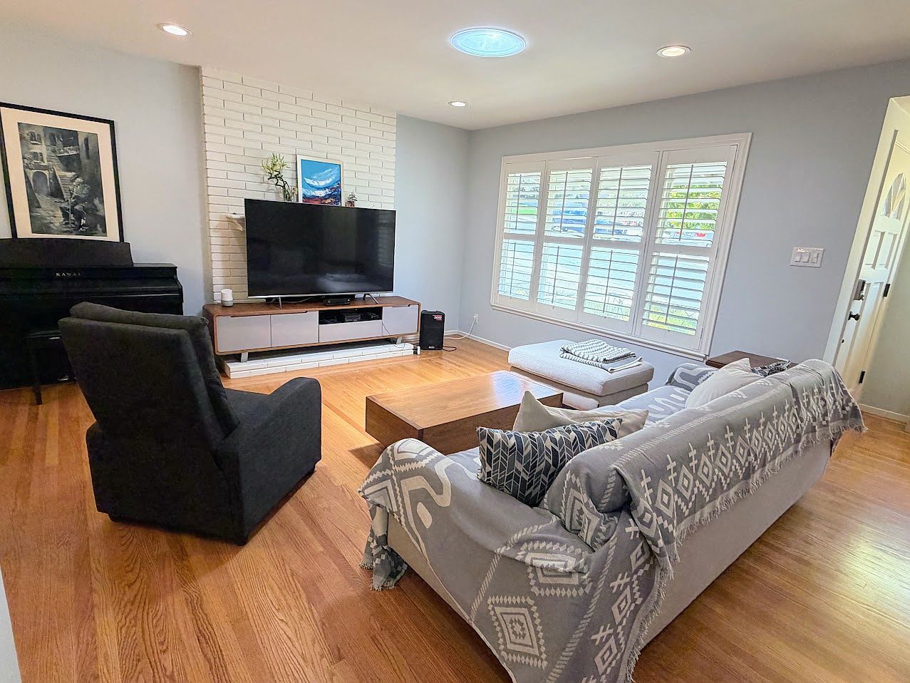 196 Madison Ave photo 2