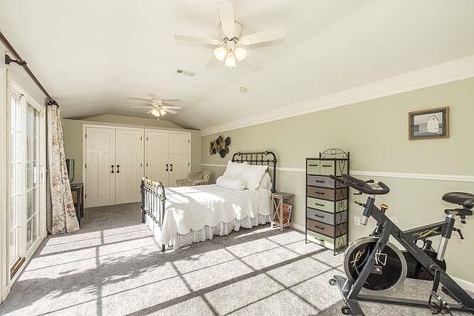 4BR/3BA Single Family House on Angus Ave W. · San Bruno