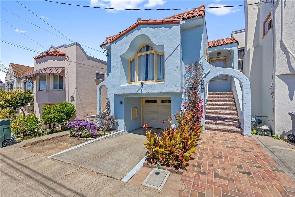 2BR/1BA Single Family House on East Ave · San Bruno photo 2