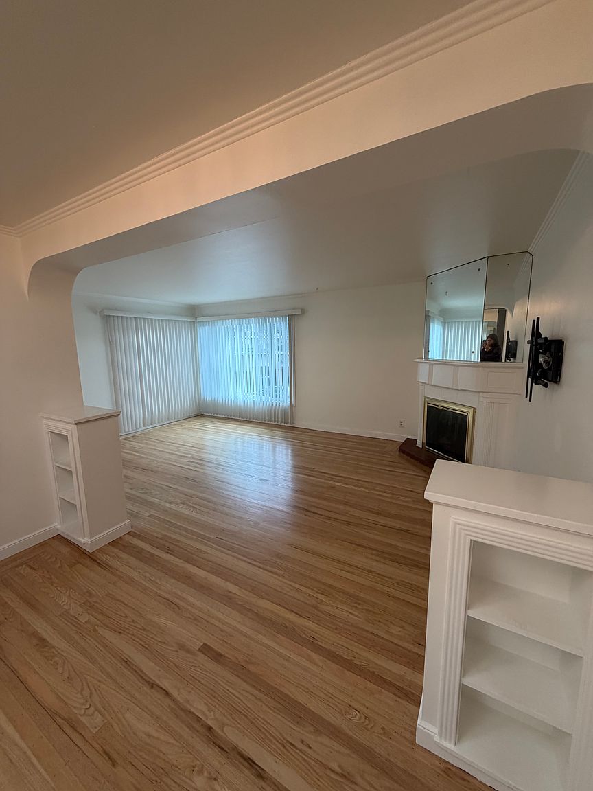 2BR/1BA Single Family House on N San Anselmo Ave · San Bruno photo 2