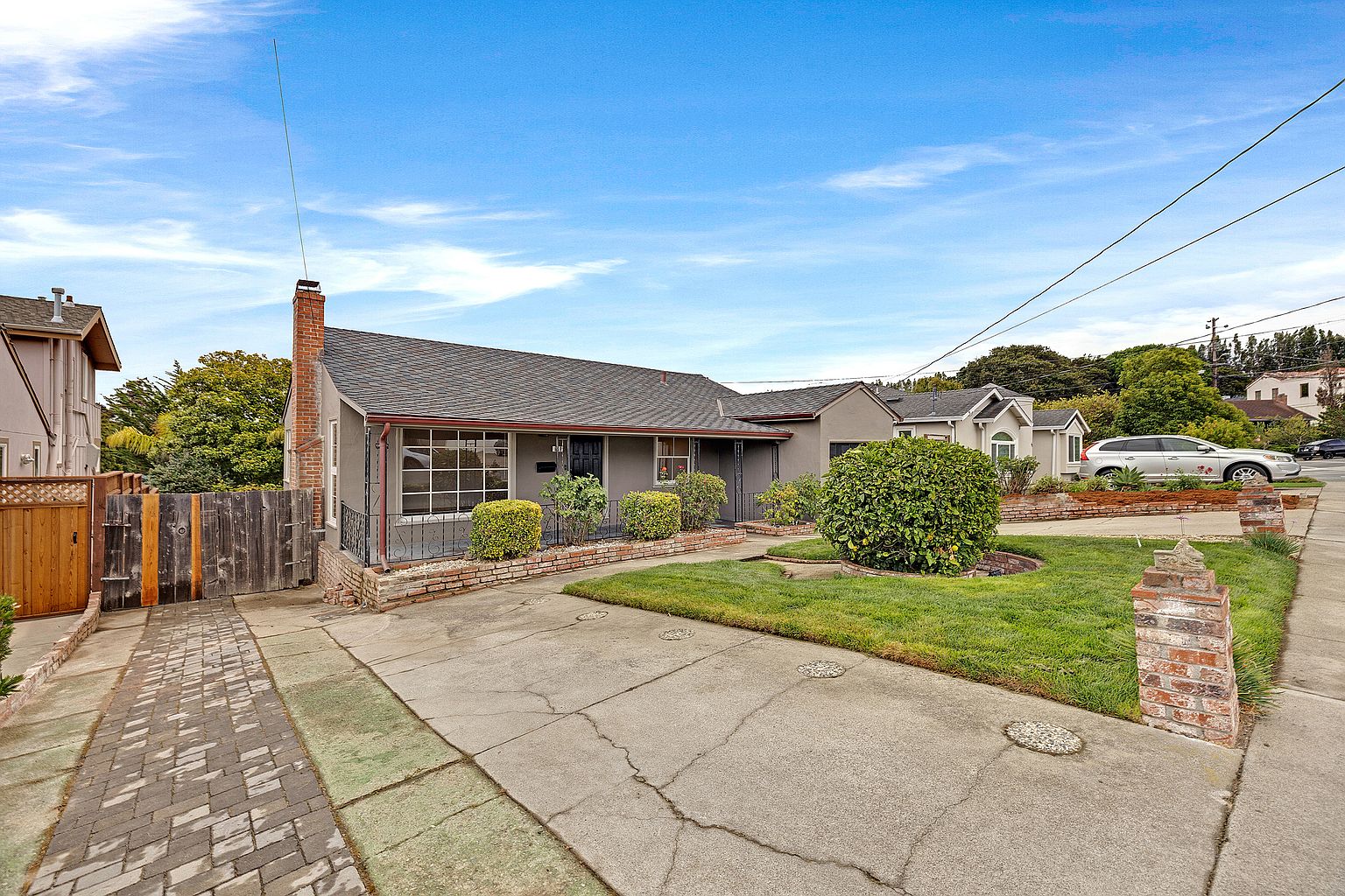 619 Juanita Ave photo 3