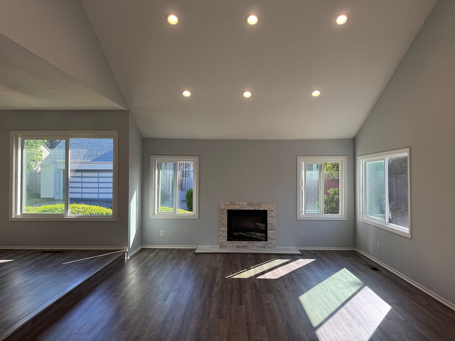 Houses on Cypress Ct · Millbrae photo 5