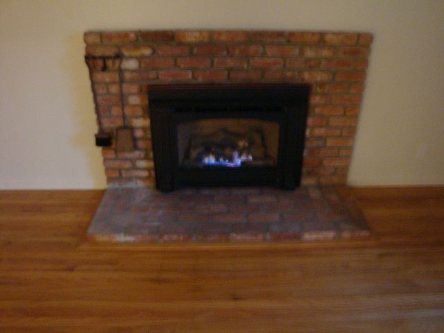 851 Standish Rd photo 5