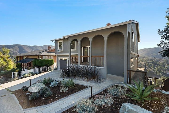 1022 Grand Teton Dr photo 3