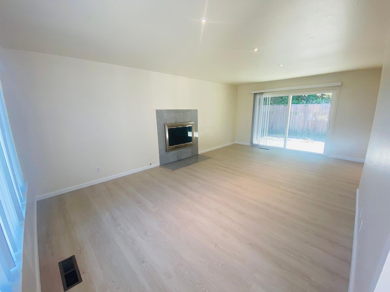 7 Vallejo Dr photo 3