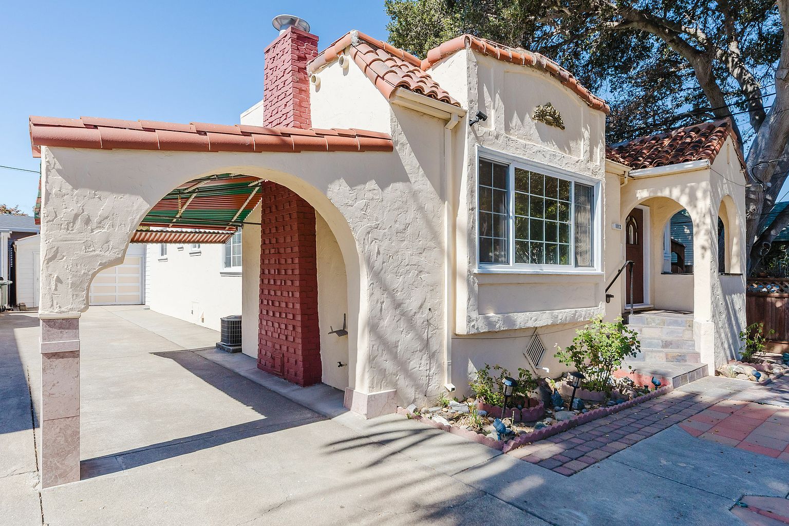 1112 Sanchez Ave photo 4