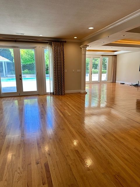 2040 Forest View Ave photo 5