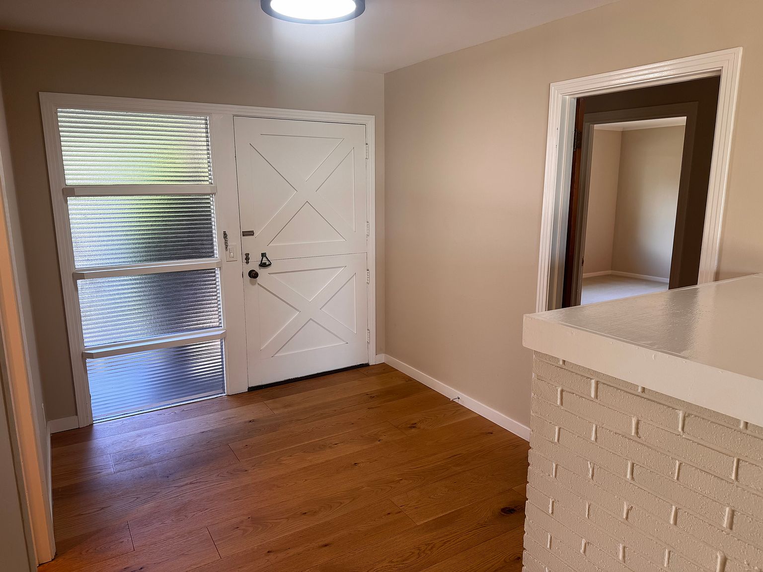 620 Barbara Way photo 5