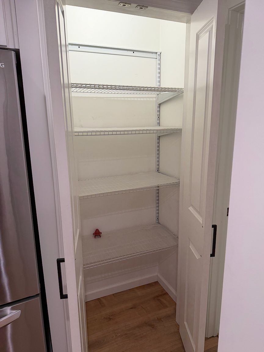 1BR/1BA In Law Adu on N Idaho St · San Mateo photo 5