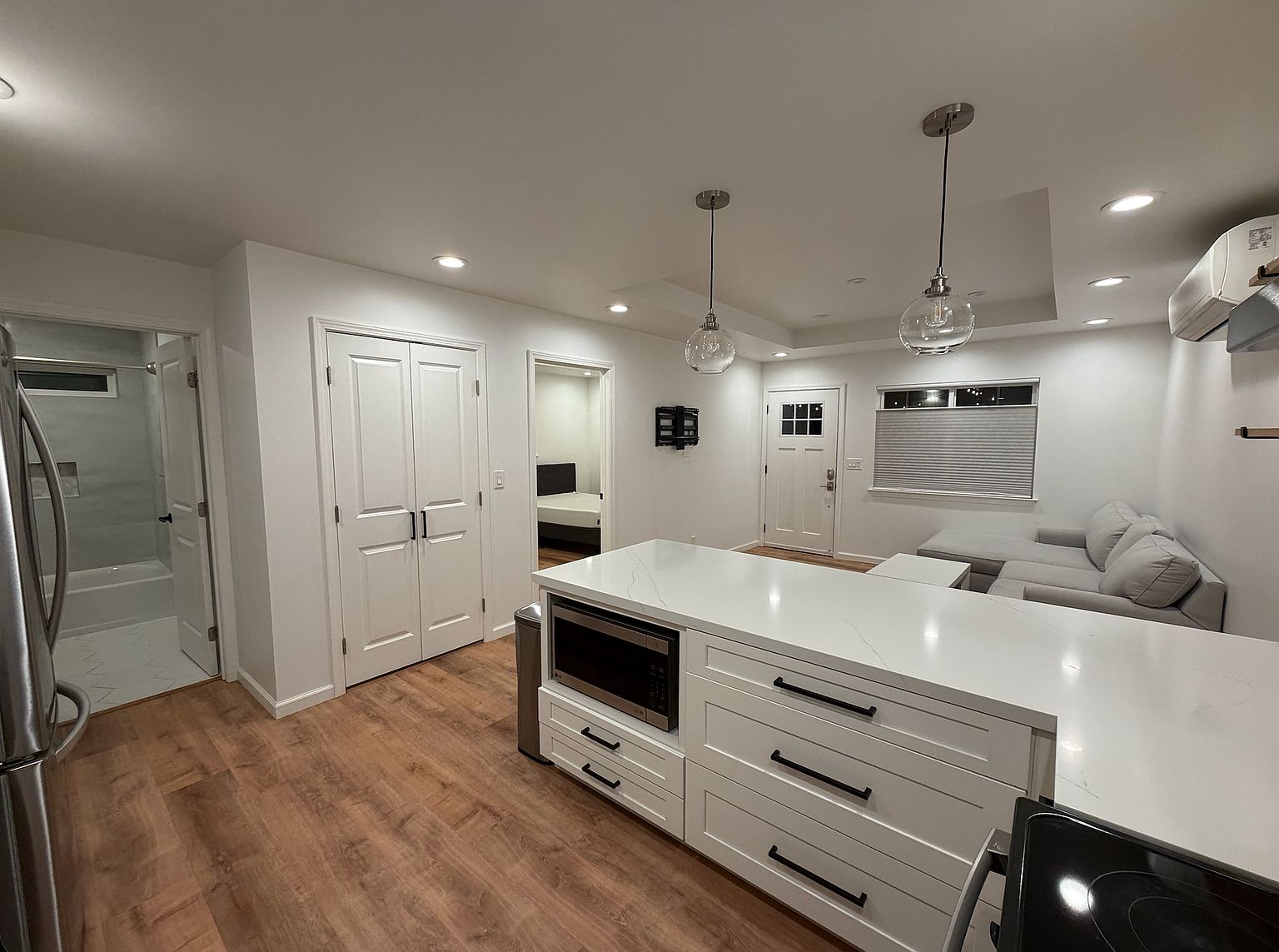 1BR/1BA In Law Adu on N Idaho St · San Mateo photo 4