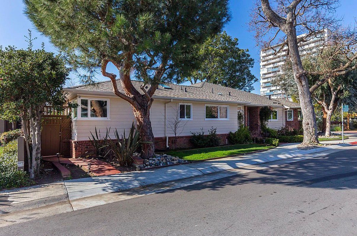 506 E Capistrano Way photo 2