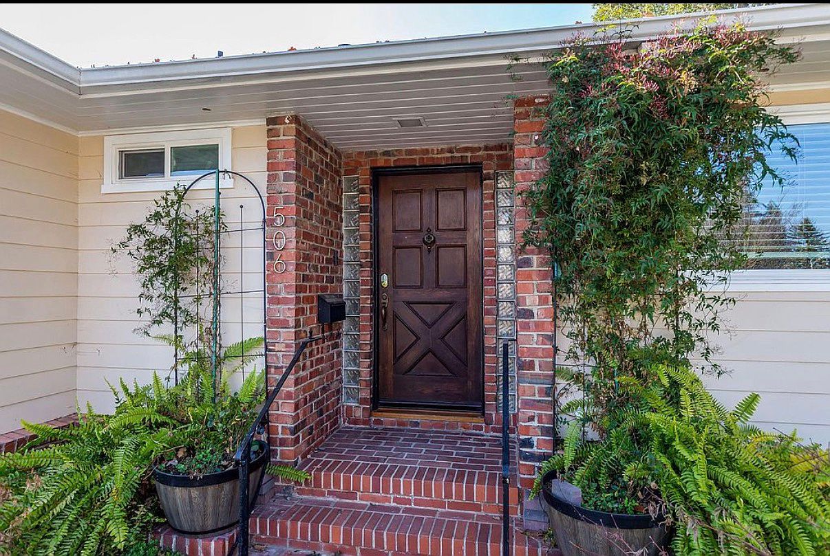 506 E Capistrano Way photo 4