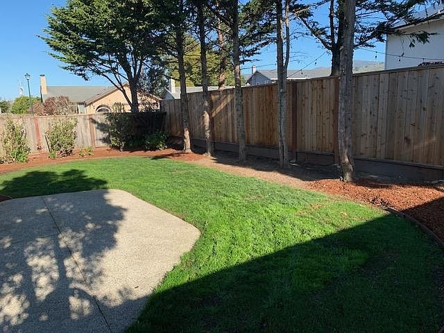 984 Sonora Ave photo 4