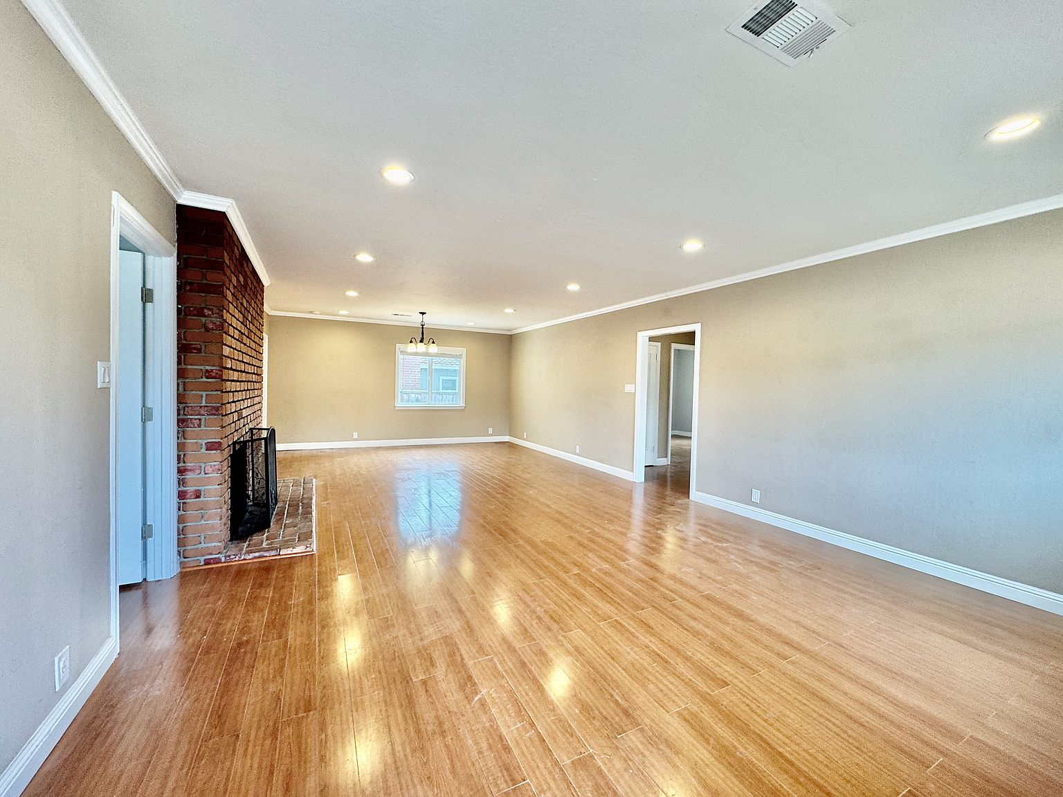 3801 Pacific Blvd photo 3