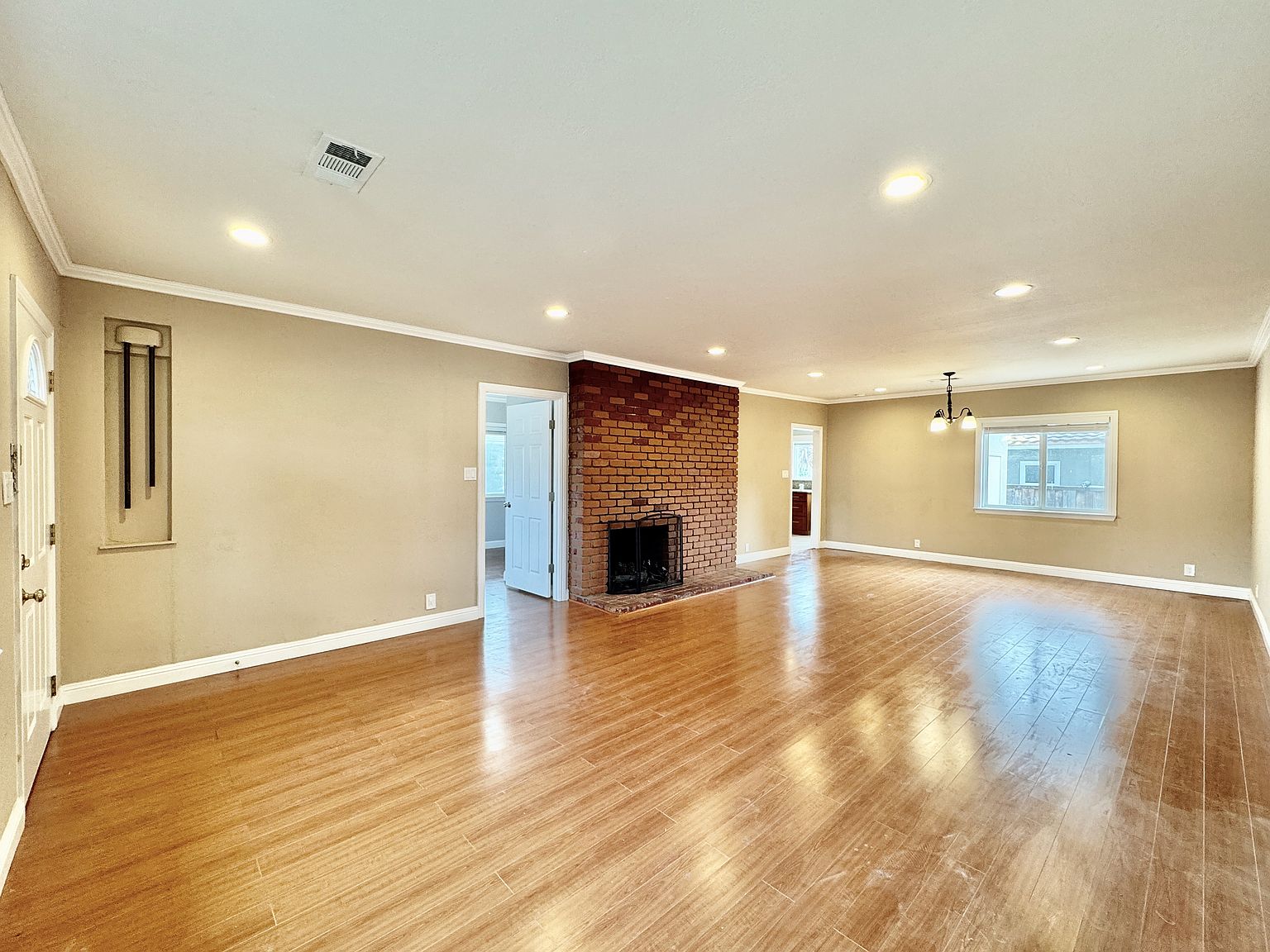 3801 Pacific Blvd photo 4