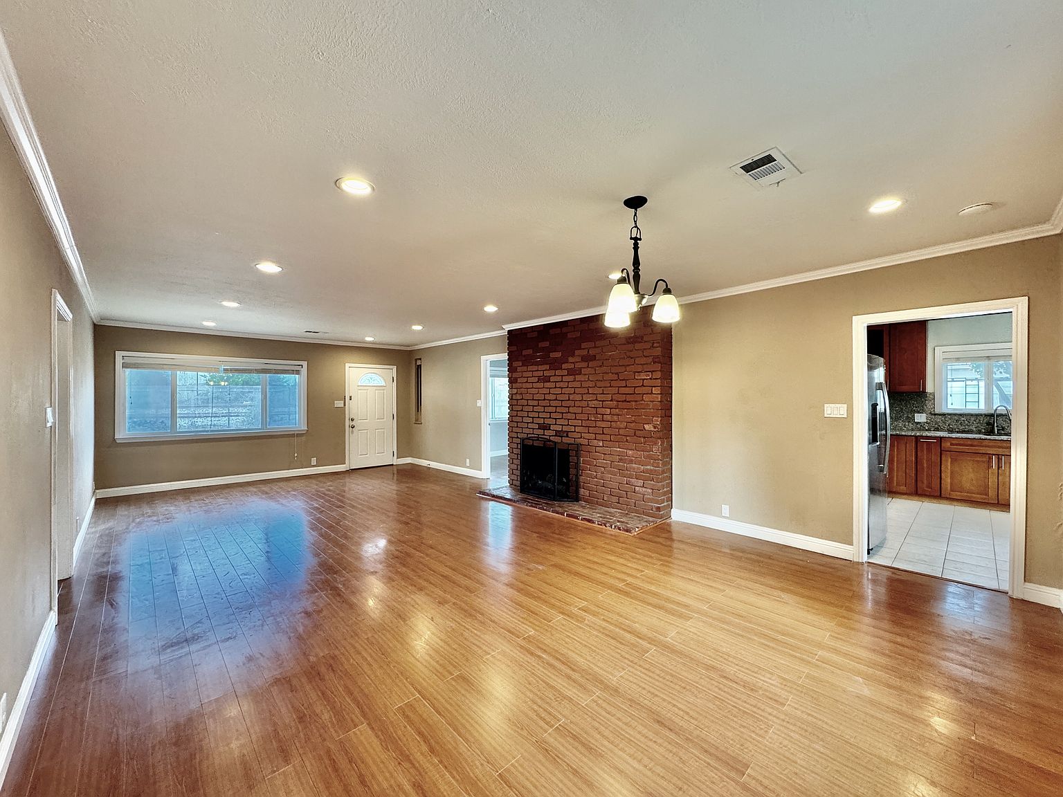 3801 Pacific Blvd photo 5