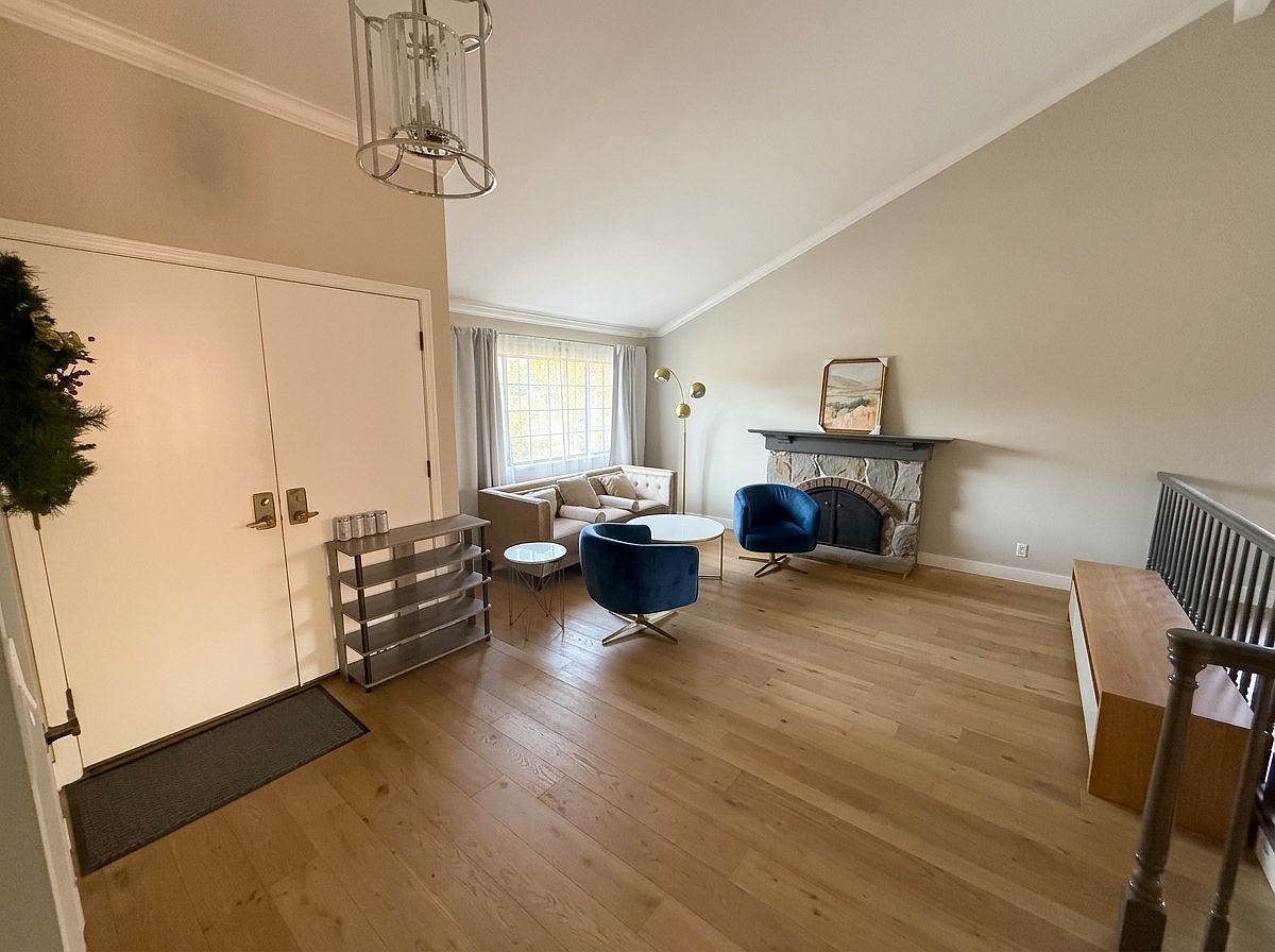 3BR/2BA Single Family House on Ramblewood Way · San Mateo photo 2