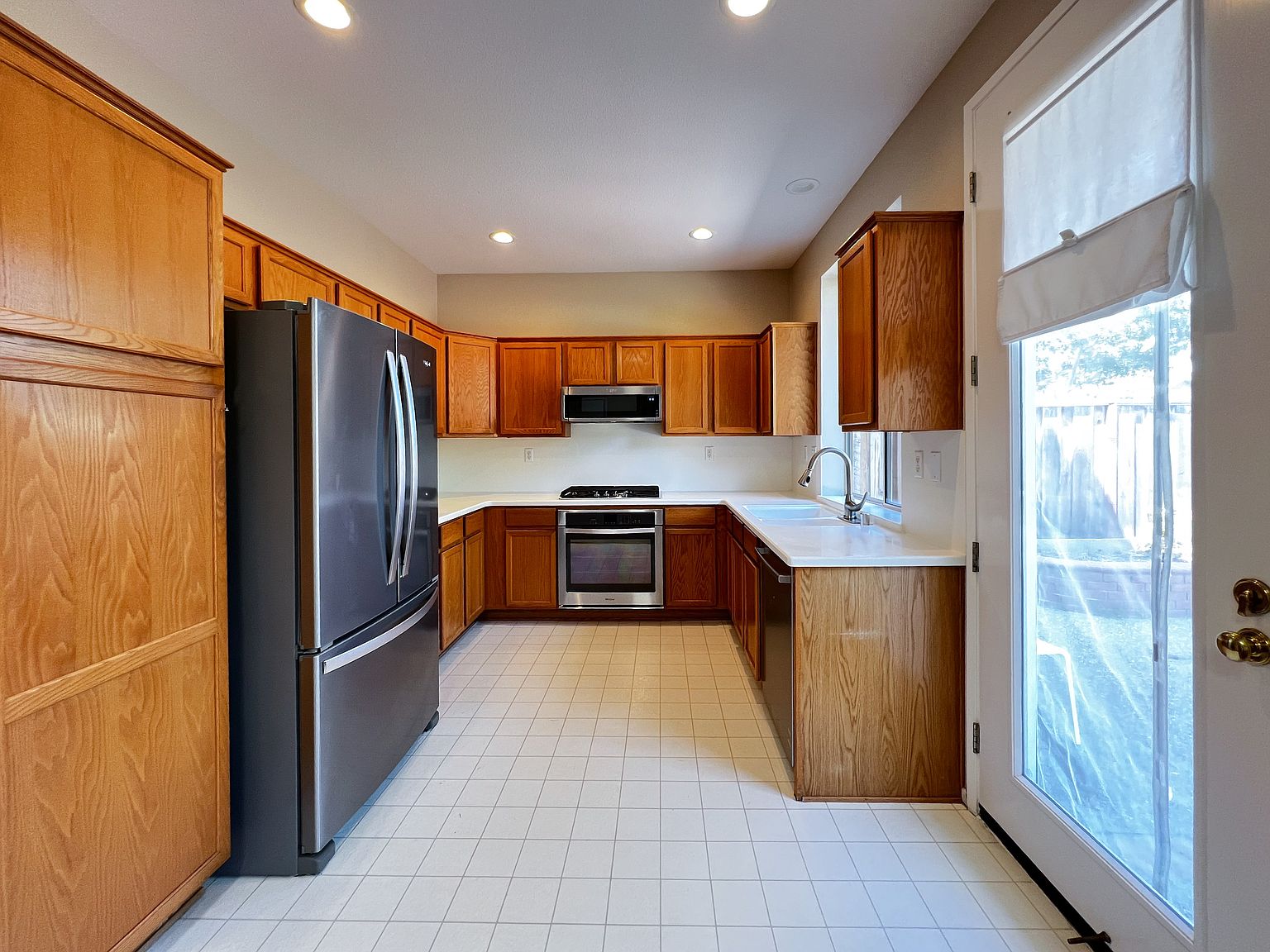 124 Northampton Ln photo 5