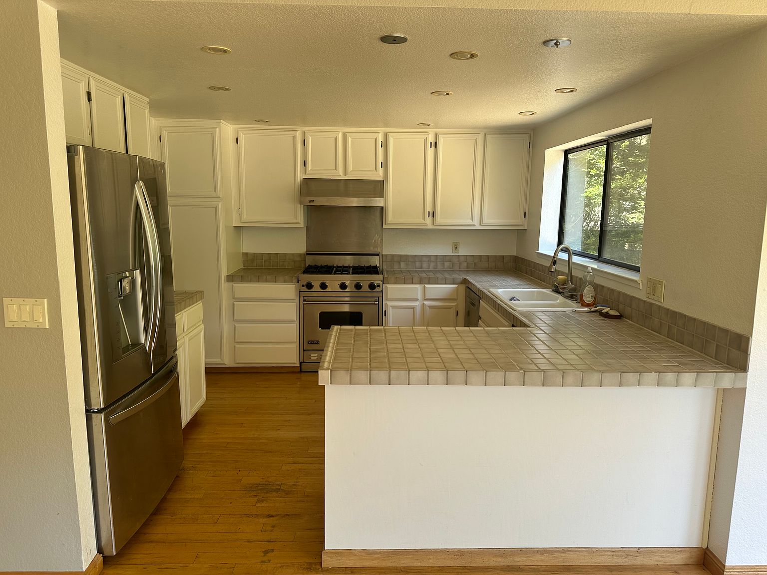 3130 E Laurel Creek Rd photo 3