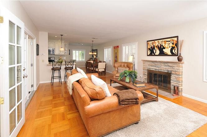 1265 Eaton Ave photo 3