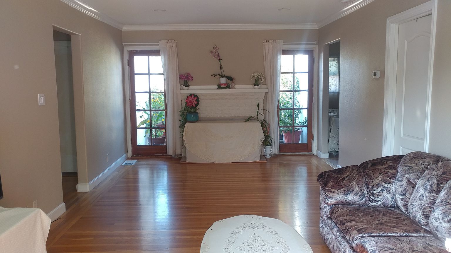 156 Duane St photo 3