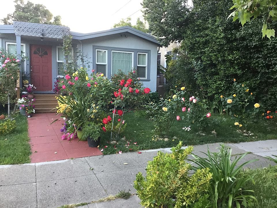 156 Duane St photo 2