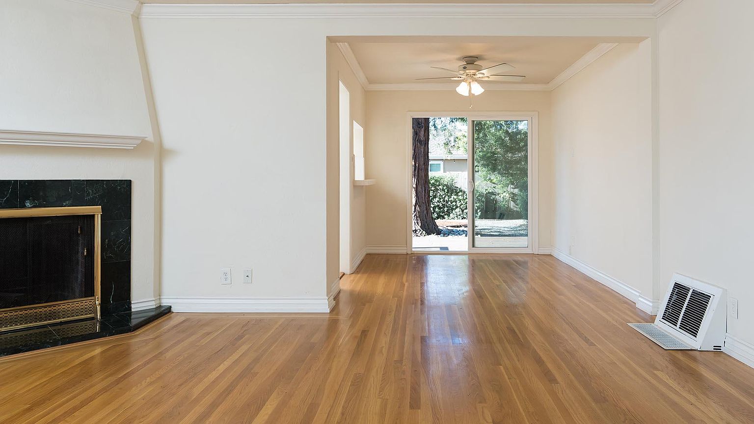 3243 Spring St photo 5