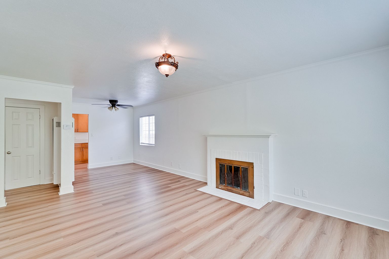 1311 Windermere Ave photo 4