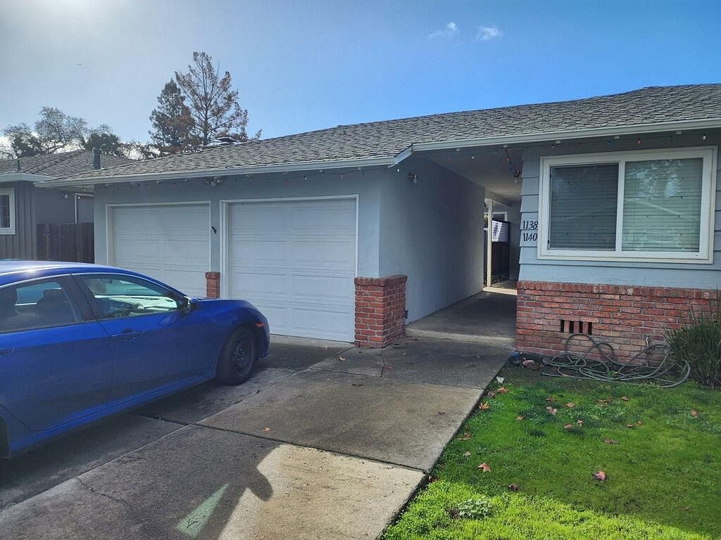 1140 Sanchez Way photo 2