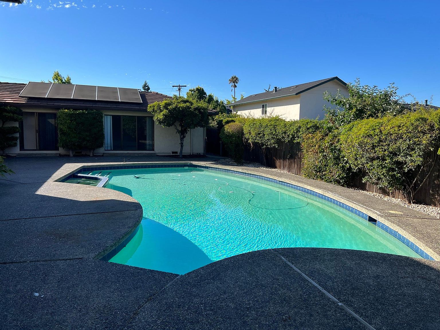 3BR/3BA Single Family House on Doris Ct · Redwood City photo 2