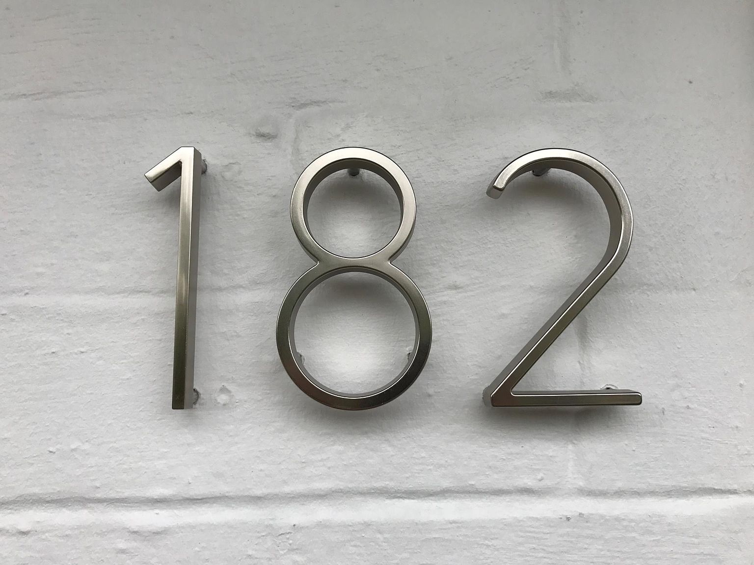 182 Alexander Ave photo 2