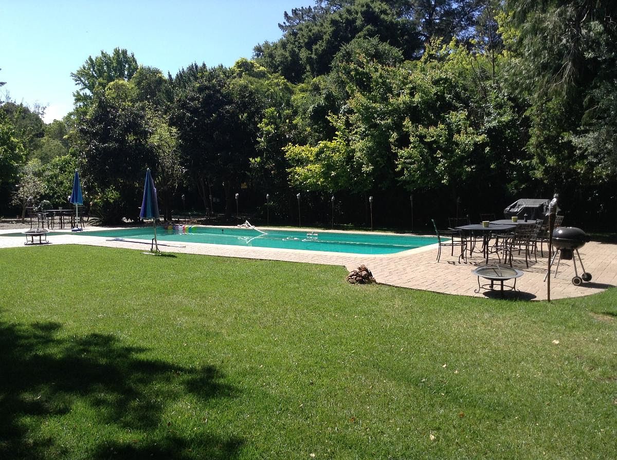 175 Ravenswood Ave photo 2