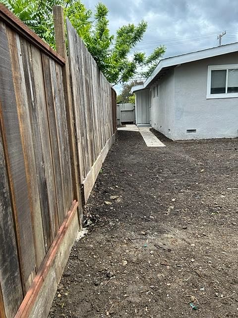 1011 Alberni St photo 5