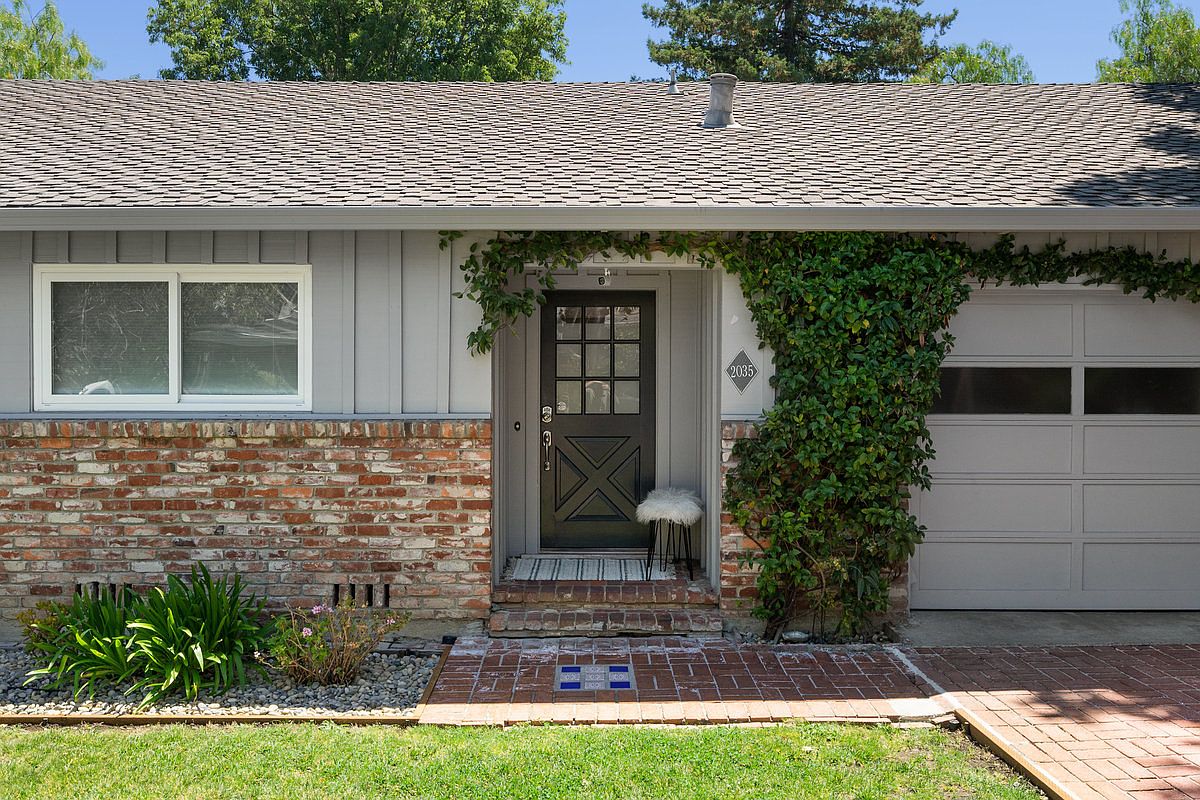 2035 El Prado St photo 2