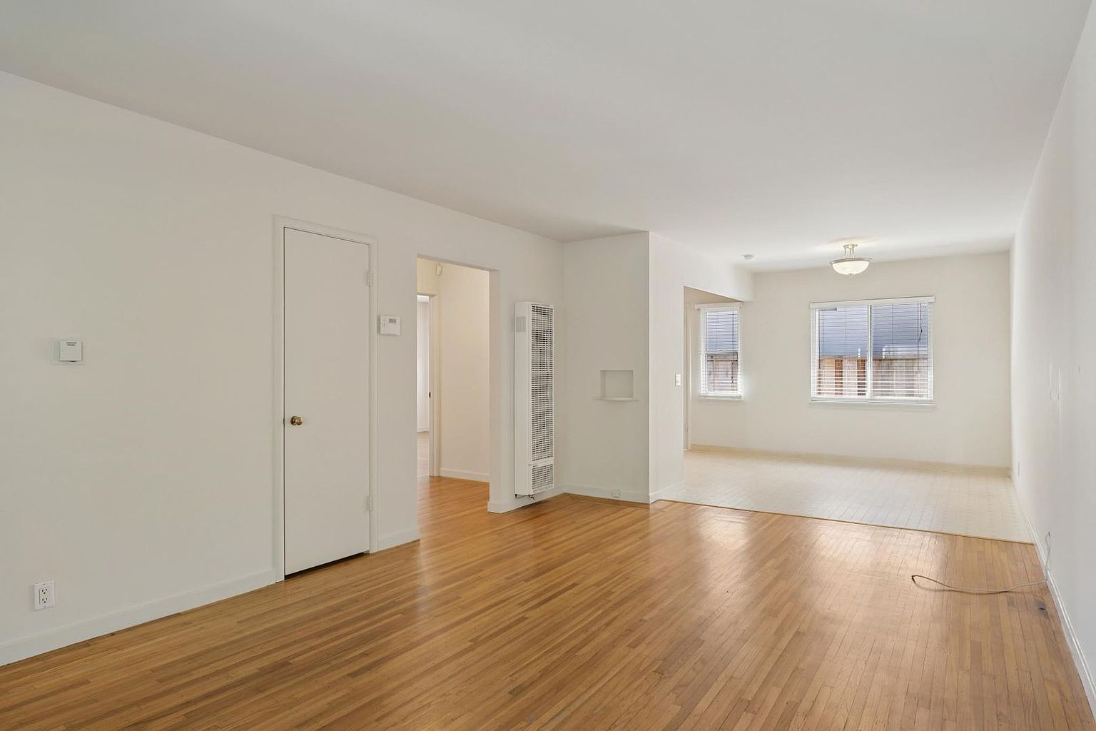 1030 Florence Ln photo 2