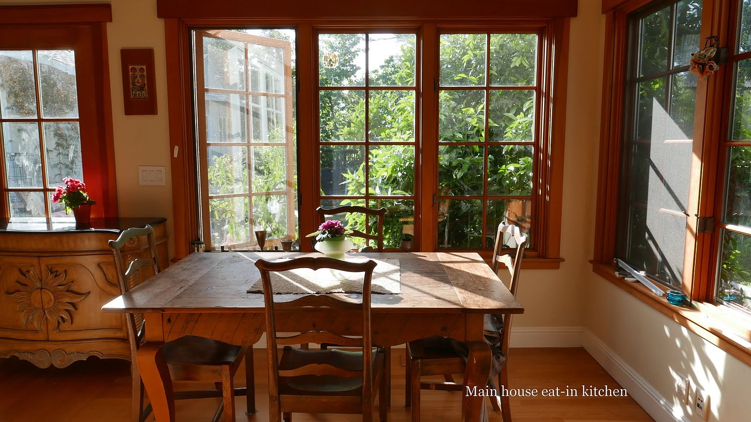 870 Creek Dr photo 3