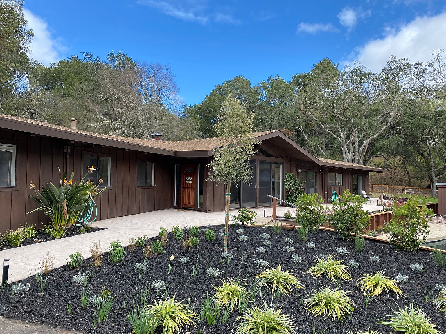 121 Degas Rd Portola Valley, CA 94028 photo 2