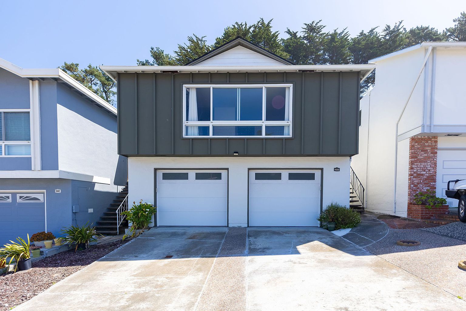 Houses on Callan Blvd · Daly City
