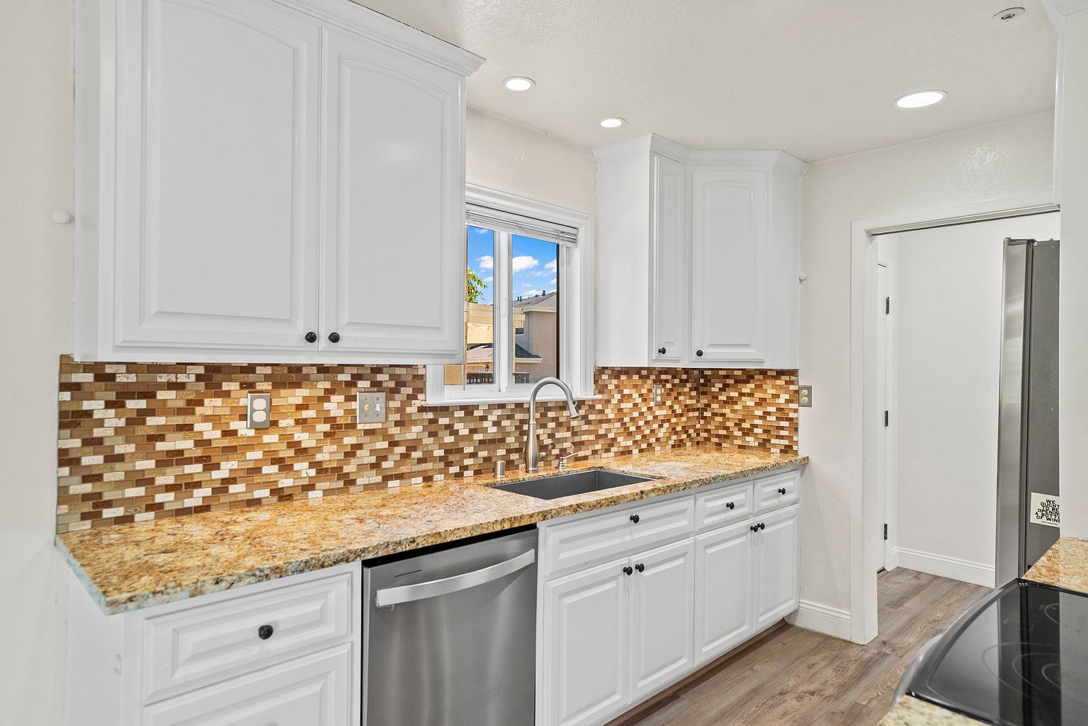 153 Albacore Ln photo 5