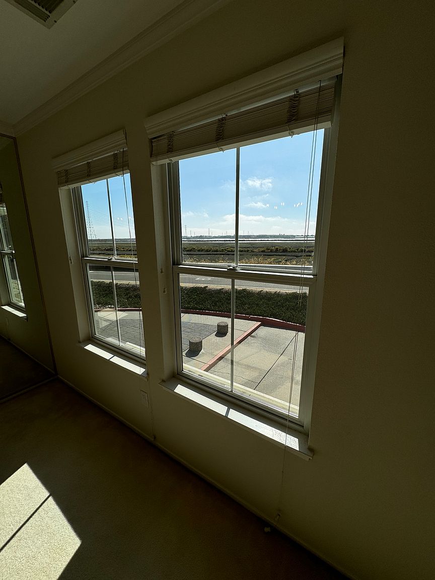 1125 Outrigger Ln photo 3