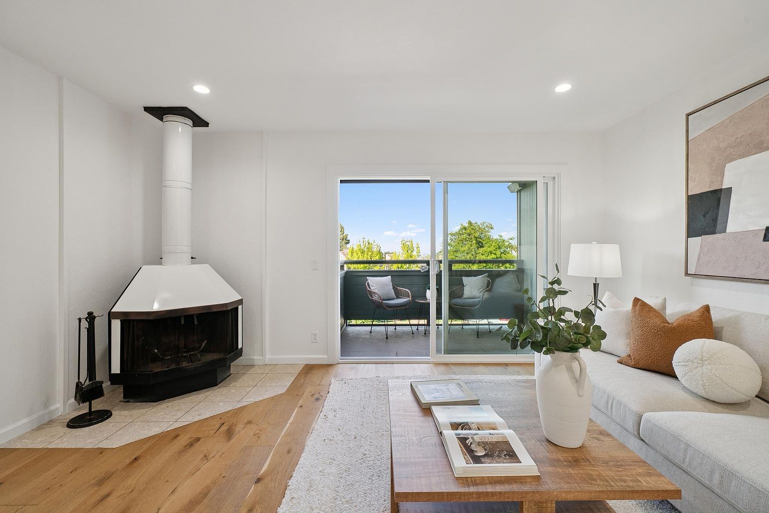 4028 Farm Hill Blvd Redwood City, CA 94061 photo 4