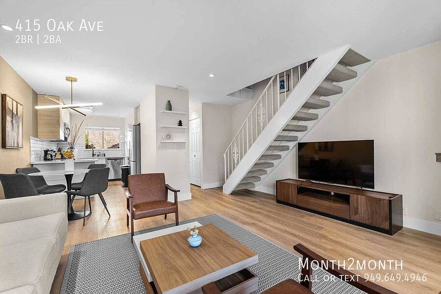 415 Oak Ave photo 5